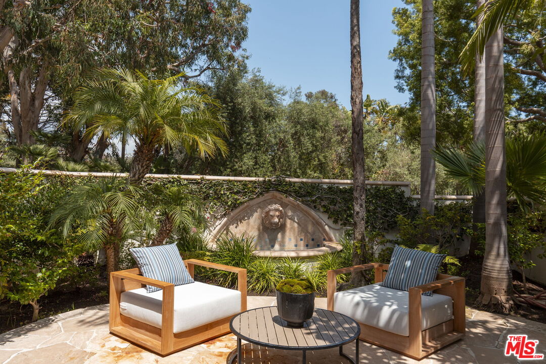 27403 Pacific Coast Hwy