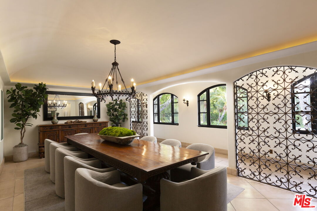 27403 Pacific Coast Hwy