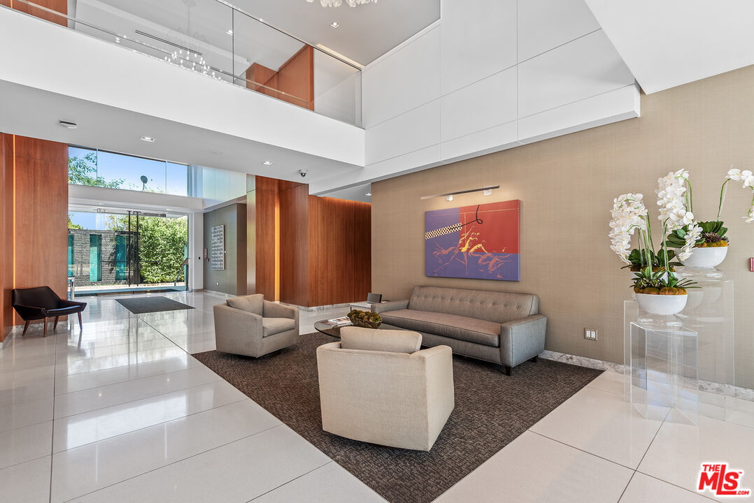 838 N Doheny Dr Unit: 1405