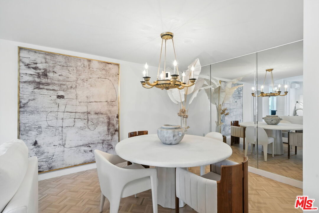 838 N Doheny Dr Unit: 1405