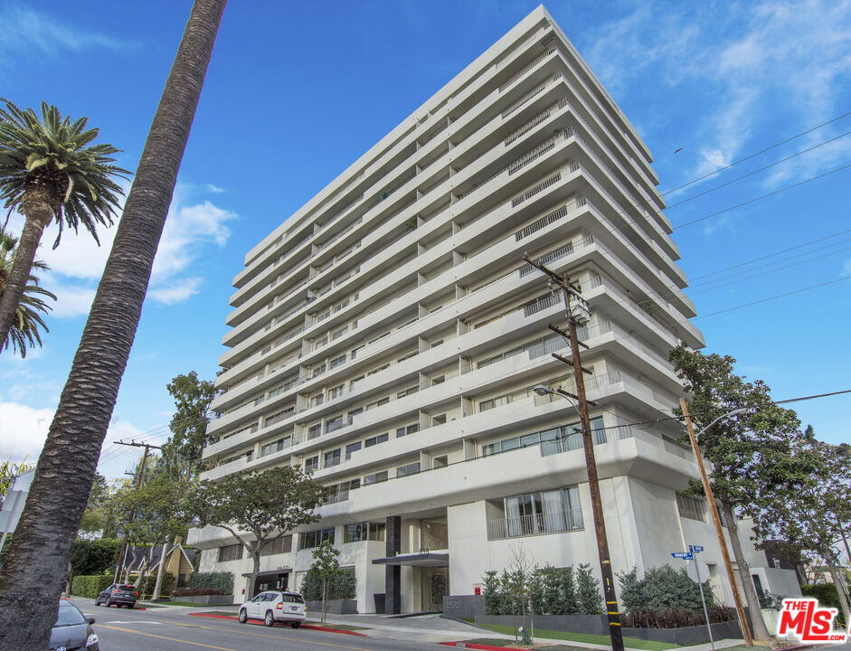838 N Doheny Dr Unit: 1405