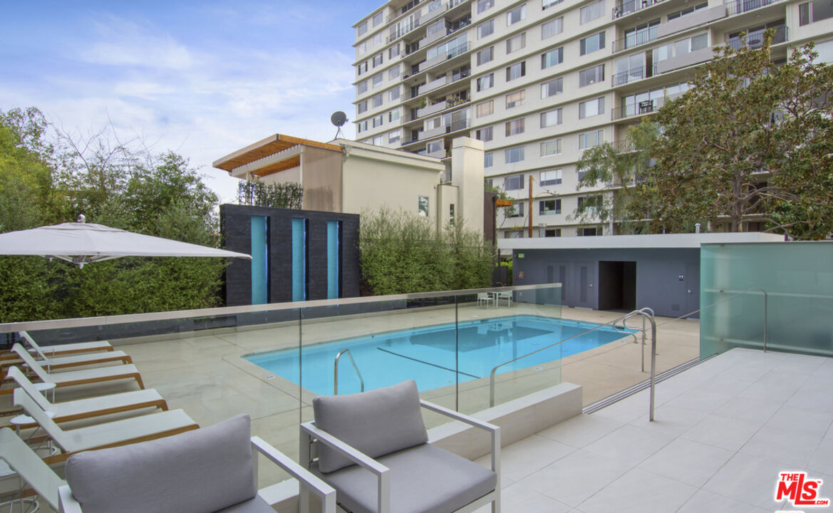 838 N Doheny Dr Unit: 1405