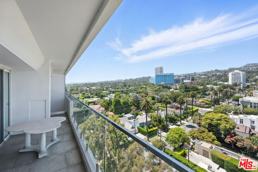 838 N Doheny Dr Unit: 1405