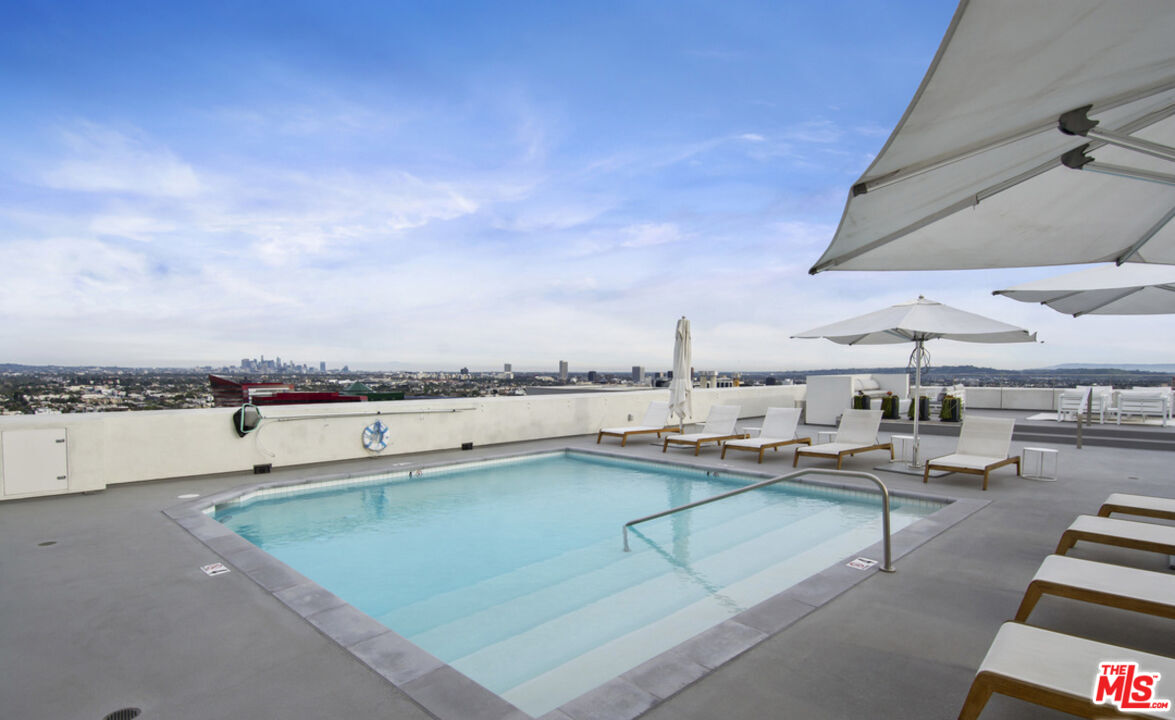 838 N Doheny Dr Unit: 1405