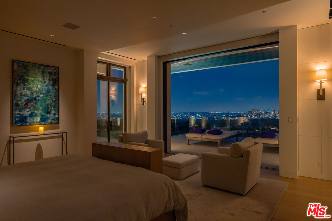9966 Beverly Grove Dr