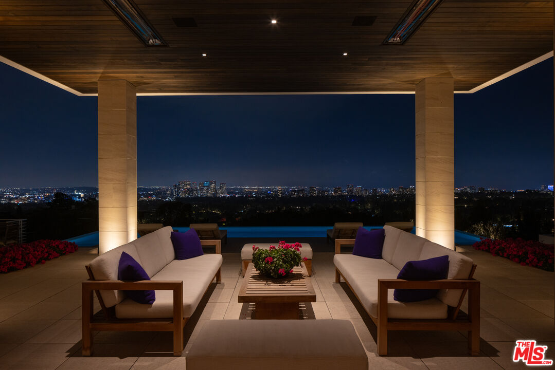 9966 Beverly Grove Dr