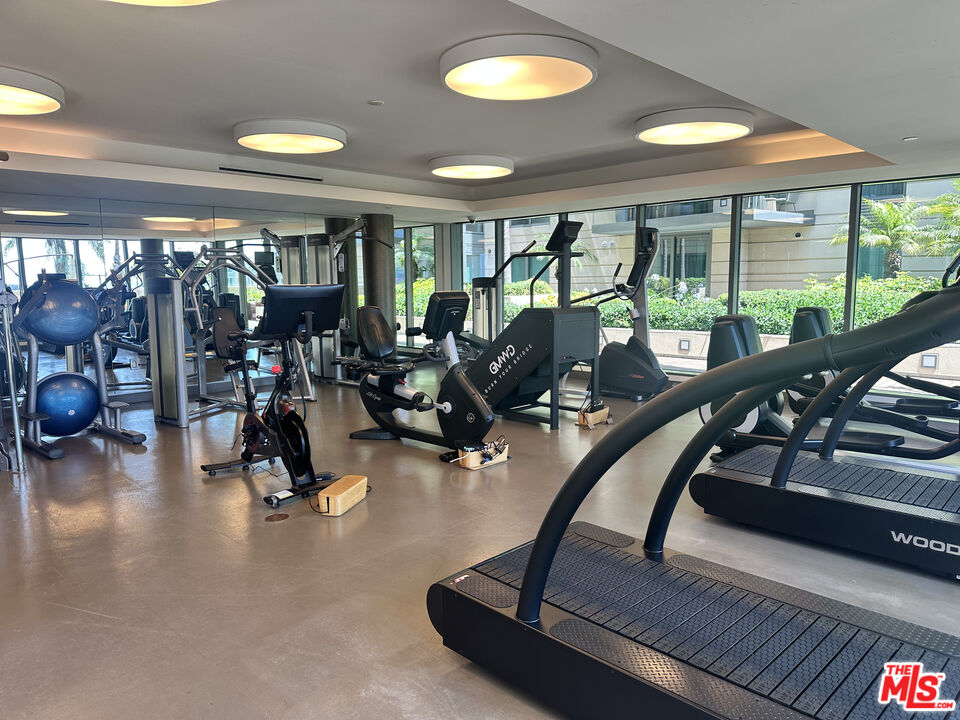 1755 Ocean Avenue Unit: 810