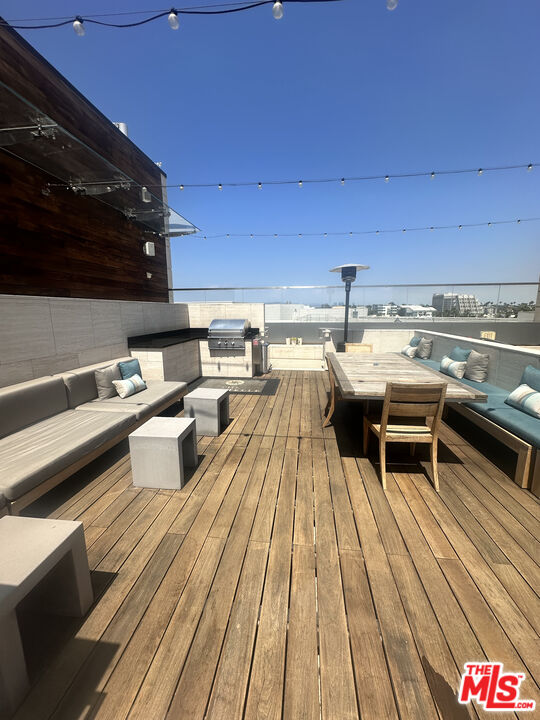 1755 Ocean Avenue Unit: 810