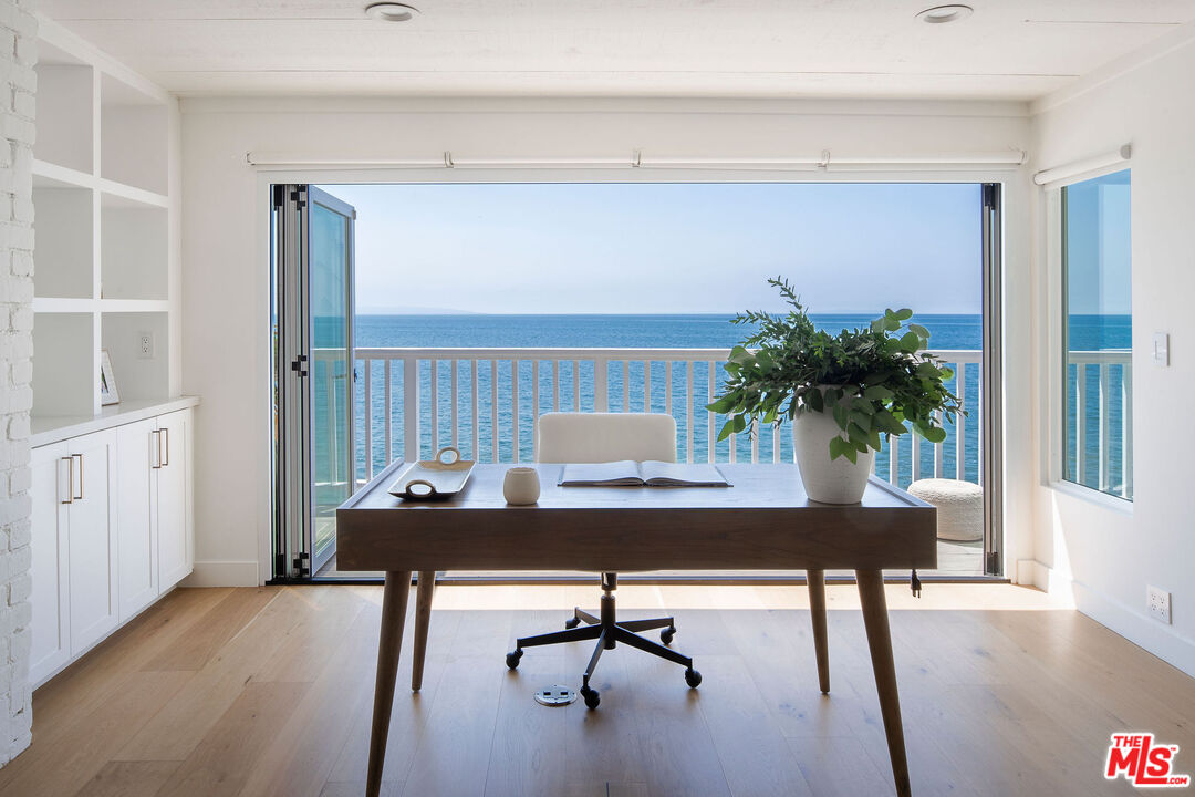 19706 Pacific Coast Hwy