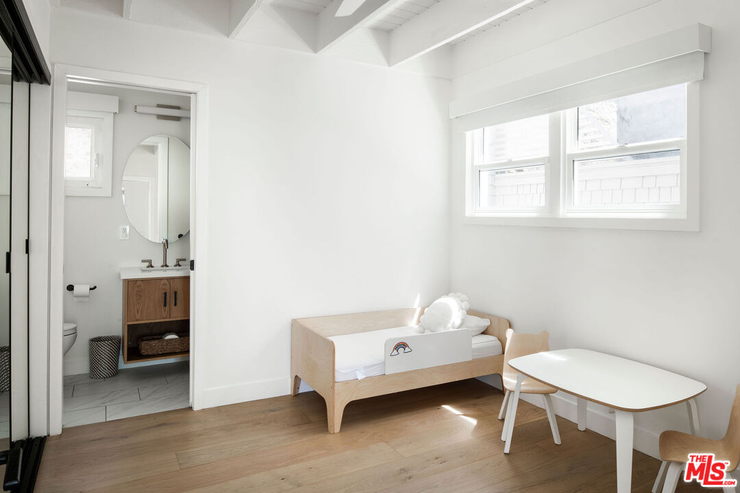 19706 Pacific Coast Hwy