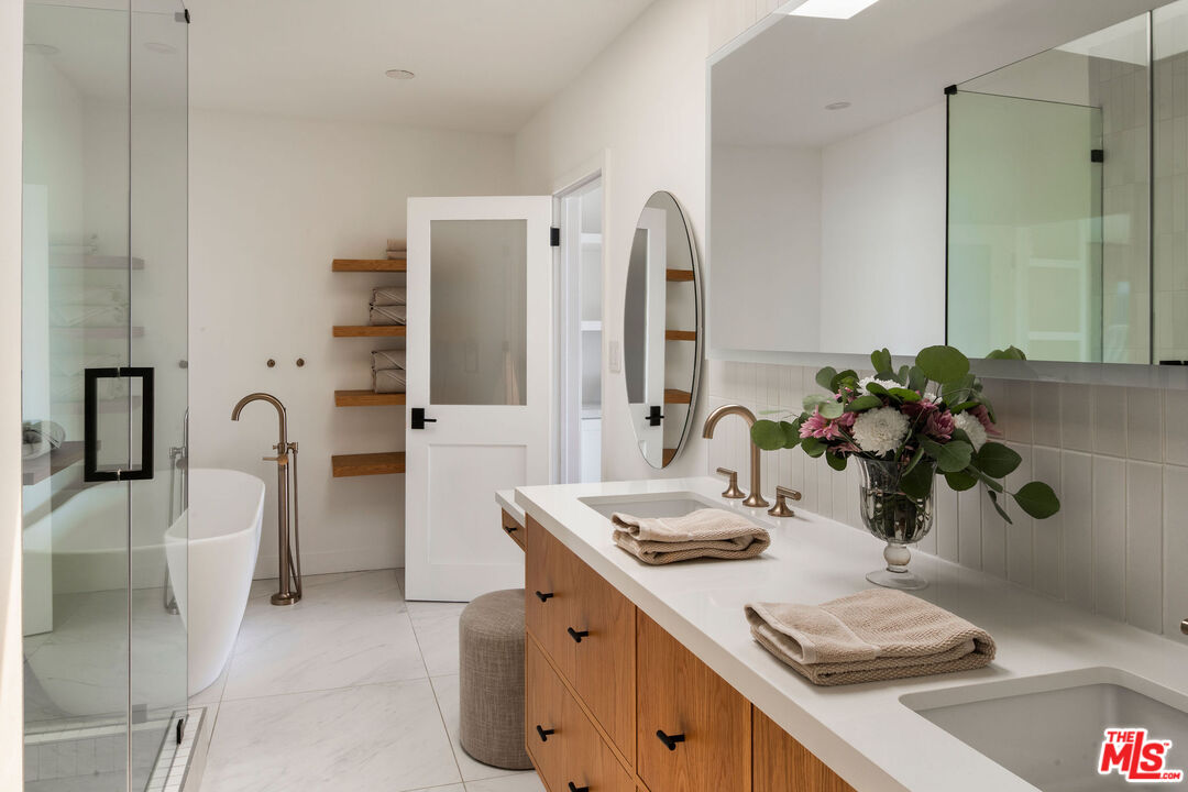 19706 Pacific Coast Hwy