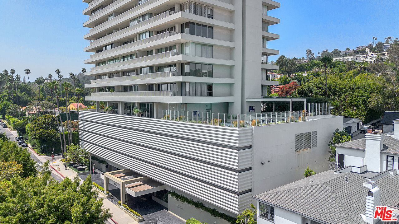 9255 Doheny Rd Unit: 2504