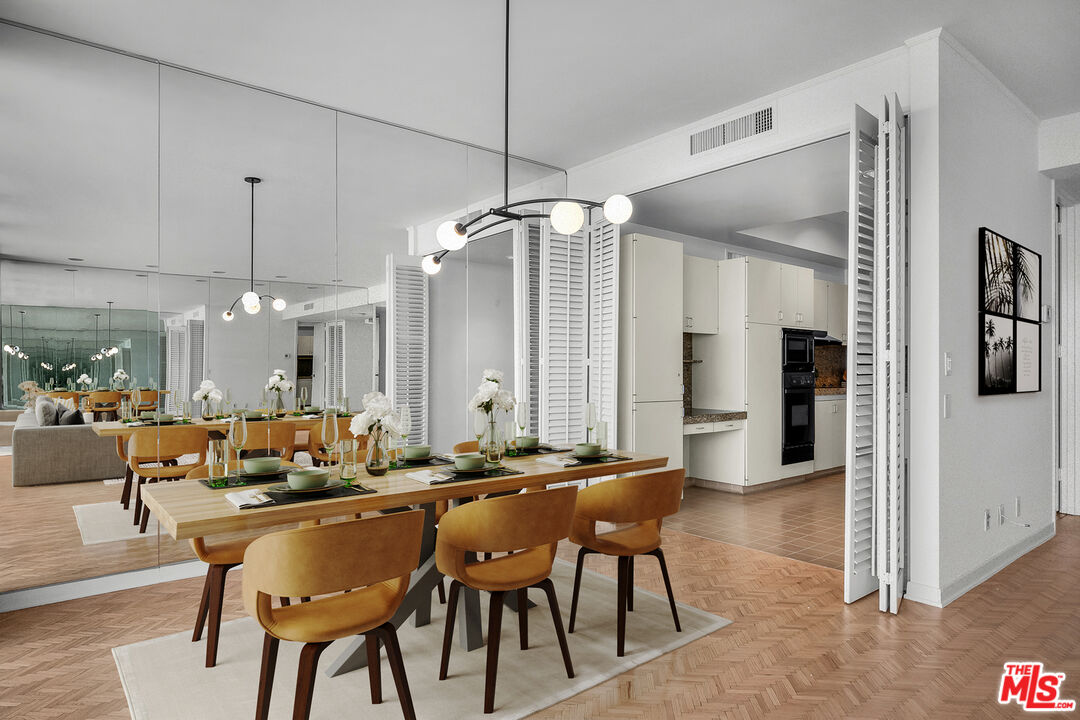 9255 Doheny Rd Unit: 2504