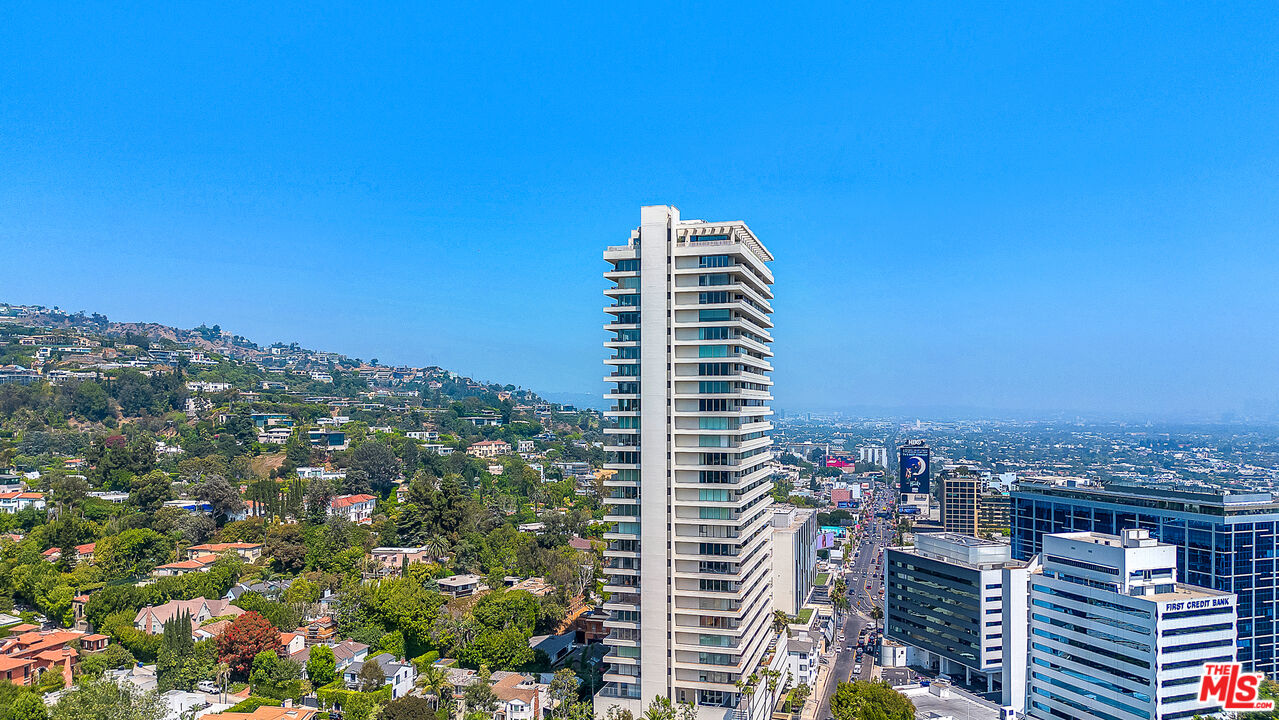 9255 Doheny Rd Unit: 2504