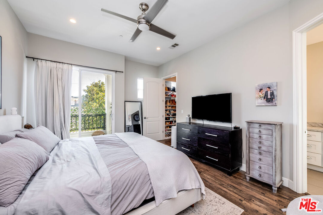 4840 Cleon Ave Unit: 108