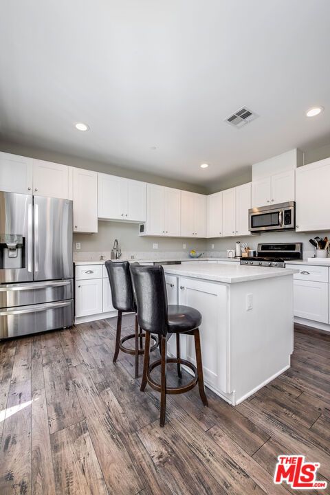 4840 Cleon Ave Unit: 108