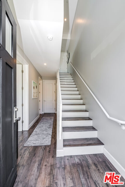 4840 Cleon Ave Unit: 108