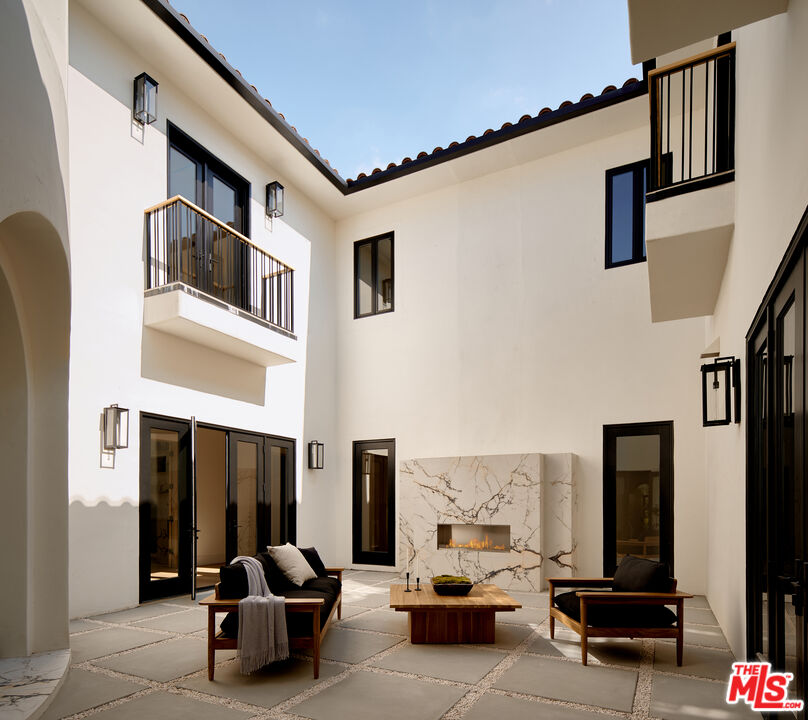 25242 Prado Del Grandioso