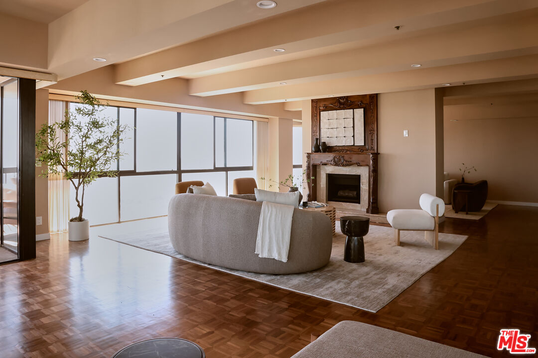 10790 Wilshire Blvd Unit: 1603