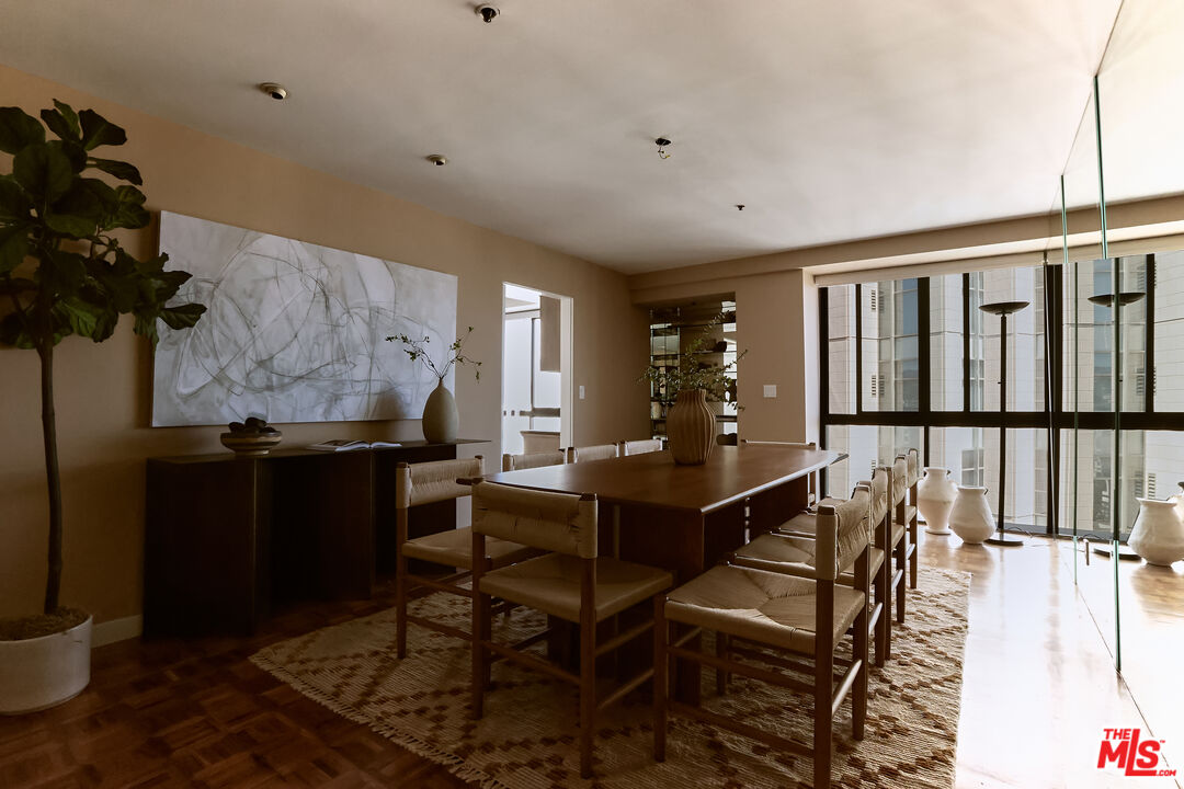 10790 Wilshire Blvd Unit: 1603