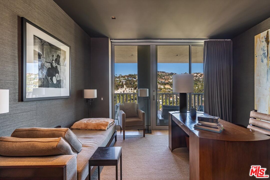 9255 Doheny Rd Unit: 1901