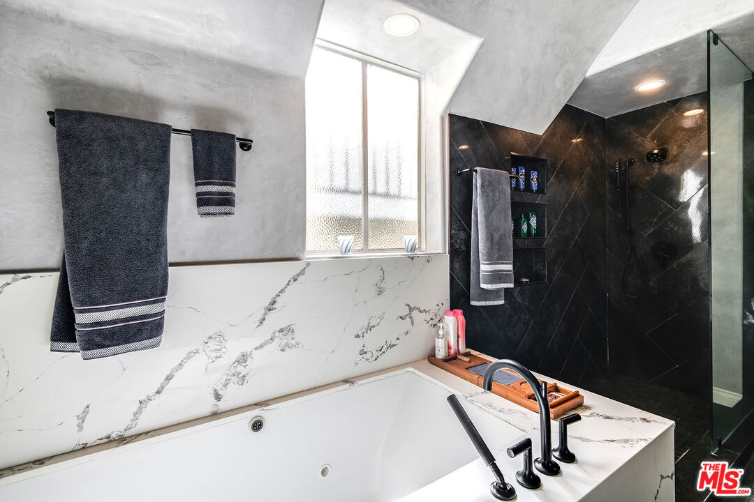 11680 Montana Ave Unit: 302