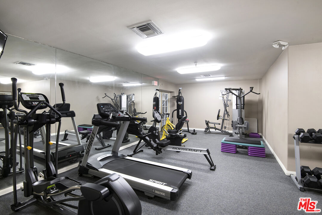 11680 Montana Ave Unit: 302