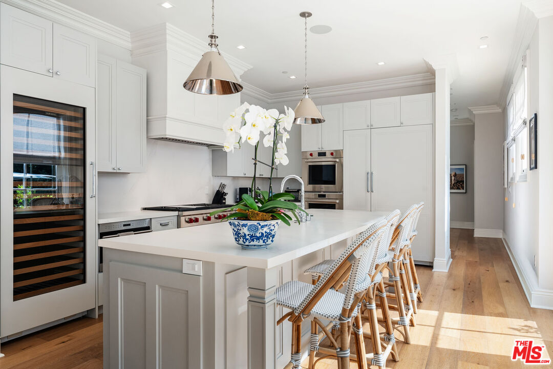 401 Ocean Ave Unit: 2