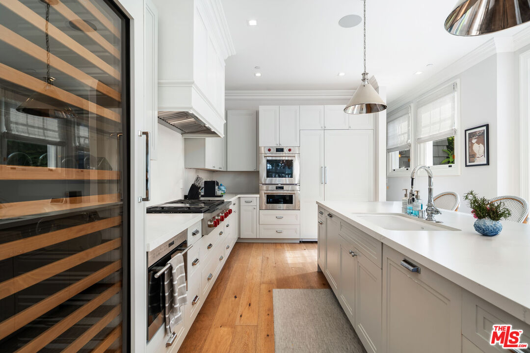 401 Ocean Ave Unit: 2