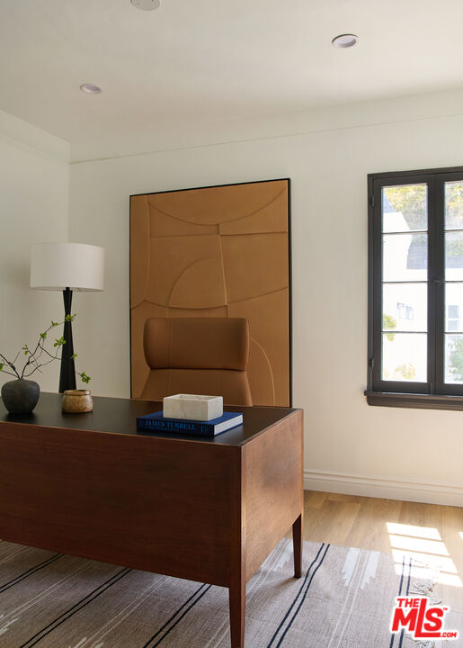 6206 Lindenhurst Ave