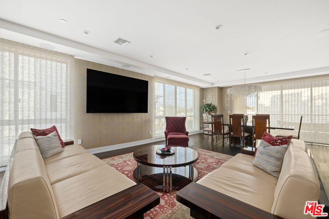 450 N Palm Dr Unit: 507