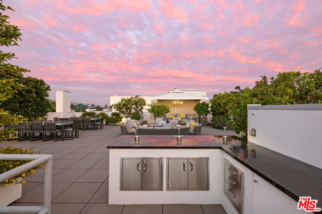 450 N Palm Dr Unit: 507