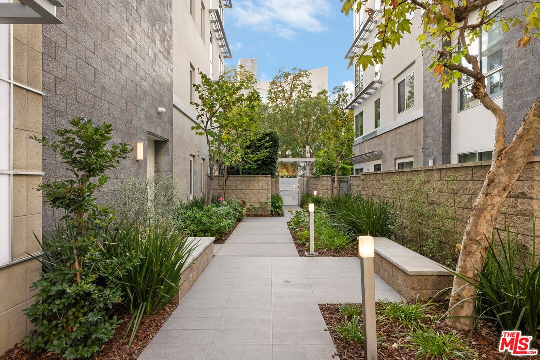 450 N Palm Dr Unit: 507