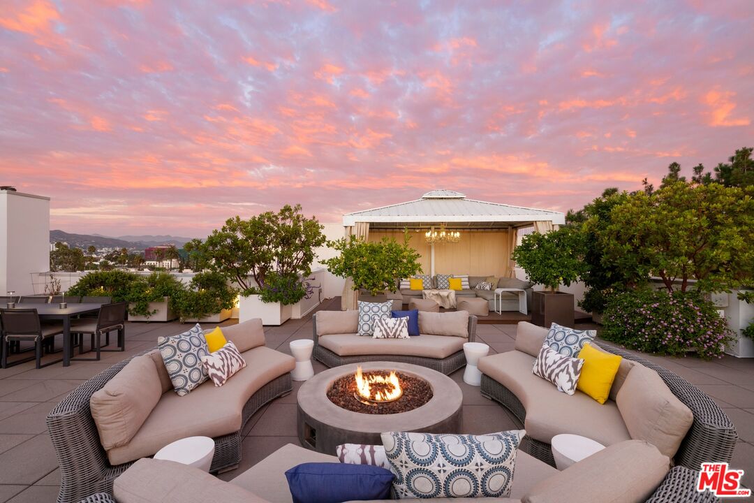 450 N Palm Dr Unit: 507