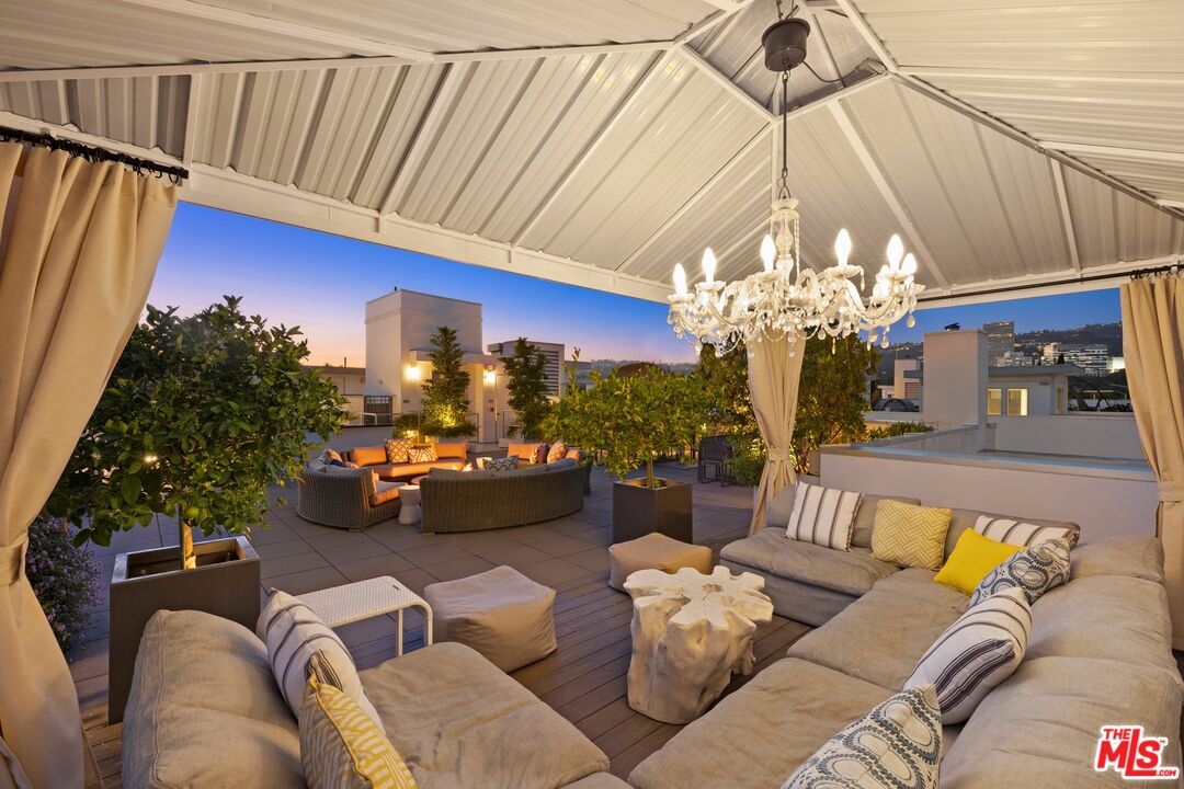 450 N Palm Dr Unit: 507