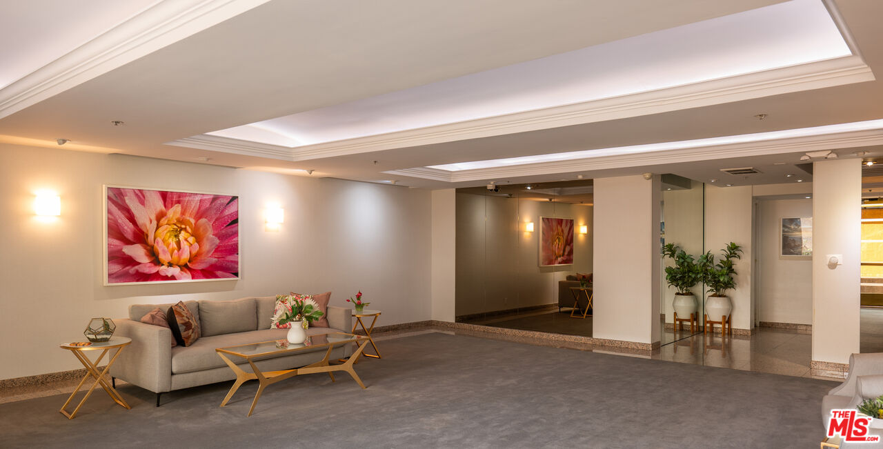 235 S Tower Dr Unit: 301
