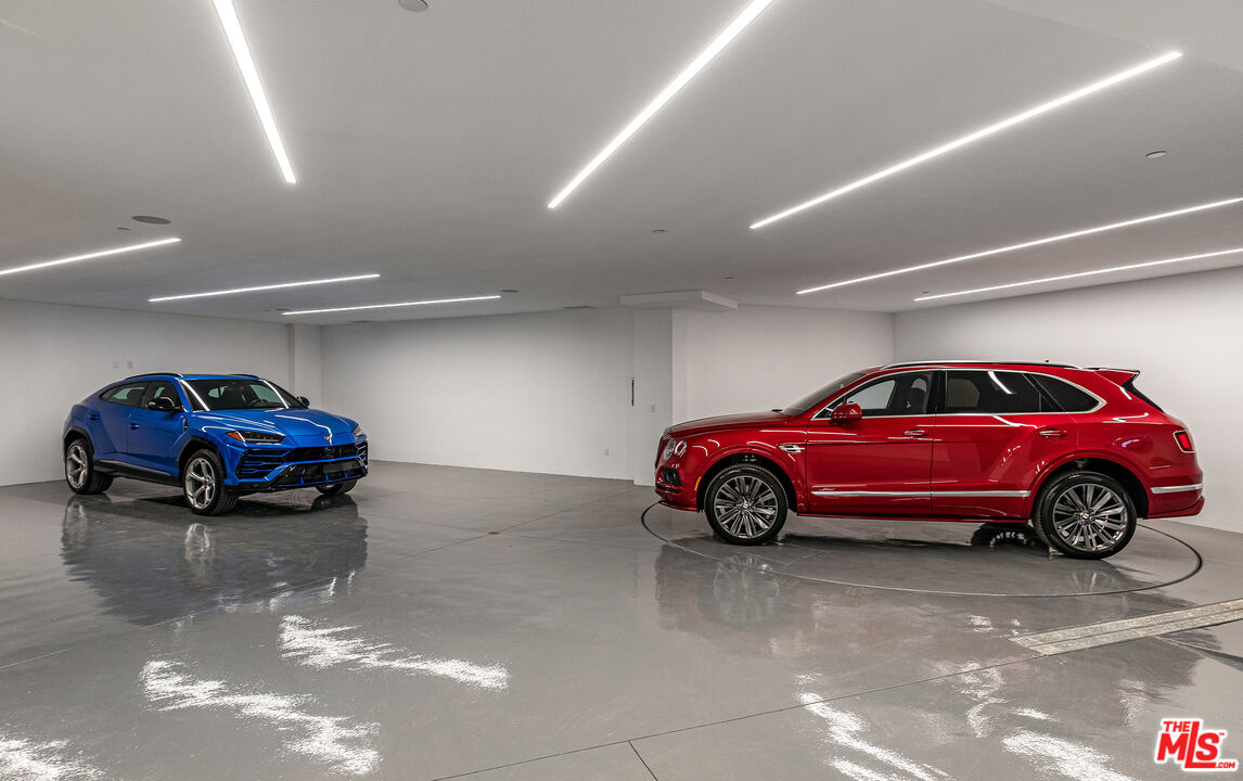 9520 Hidden Valley Rd