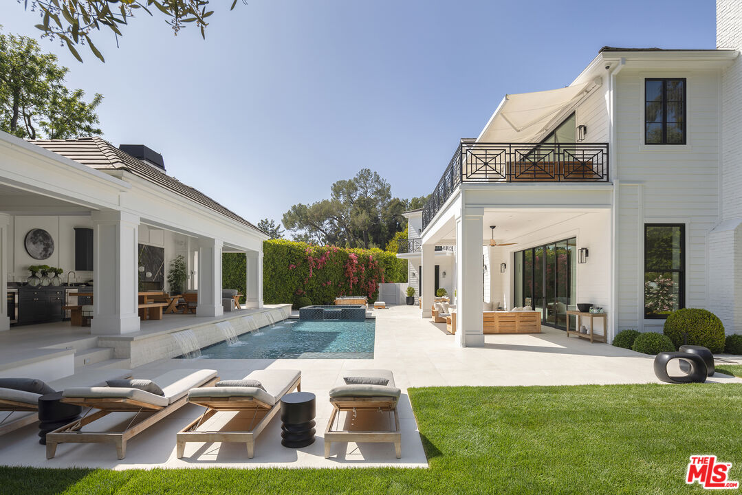 9520 Hidden Valley Rd