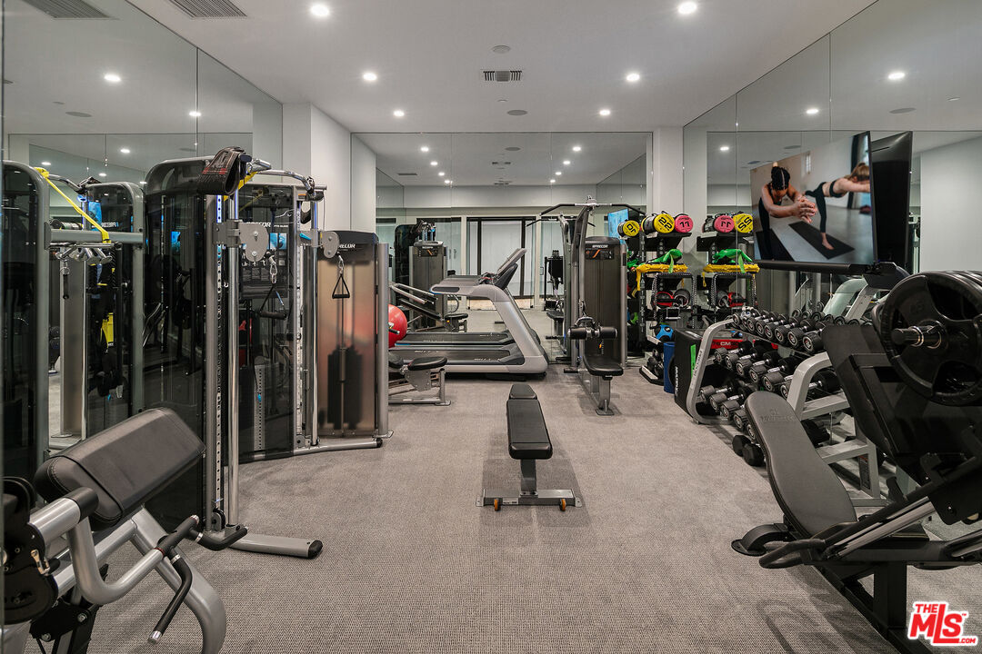 9520 Hidden Valley Rd