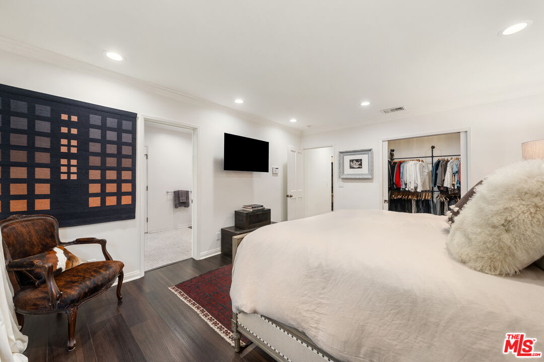 13109 Valley Vista Blvd