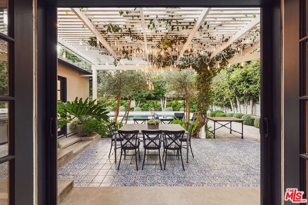 13109 Valley Vista Blvd