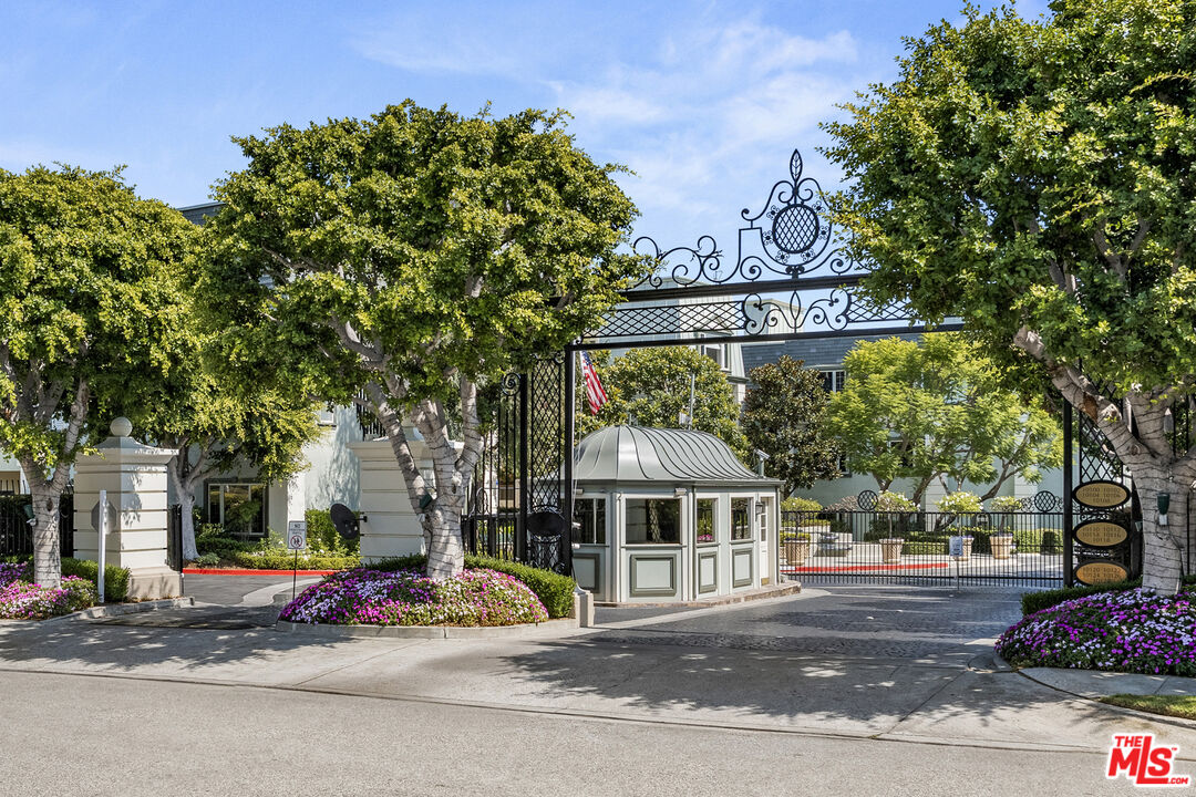 10100 Empyrean Way Unit: 101