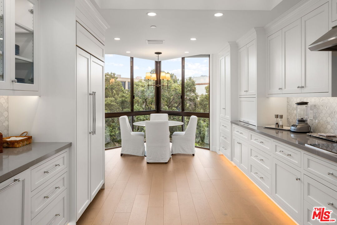 300 N Swall Dr Unit: 354