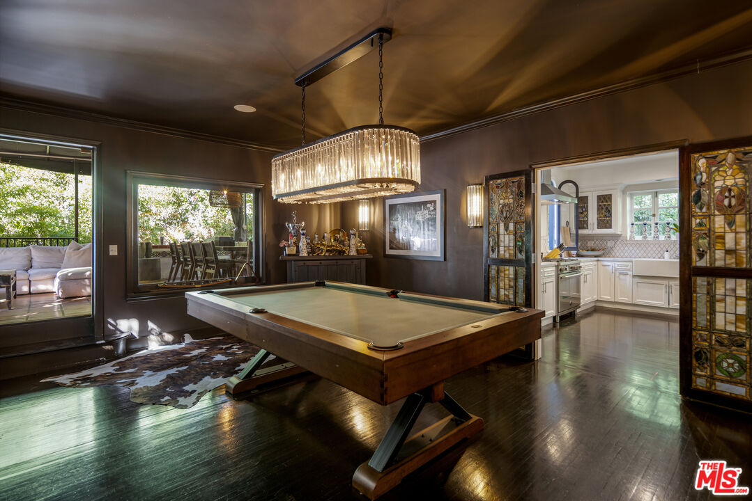 1930 Laurel Canyon Blvd