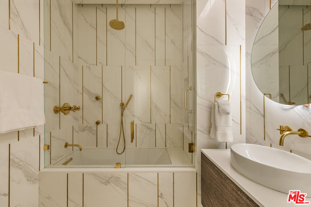 10727 Wilshire Blvd Unit: 1805