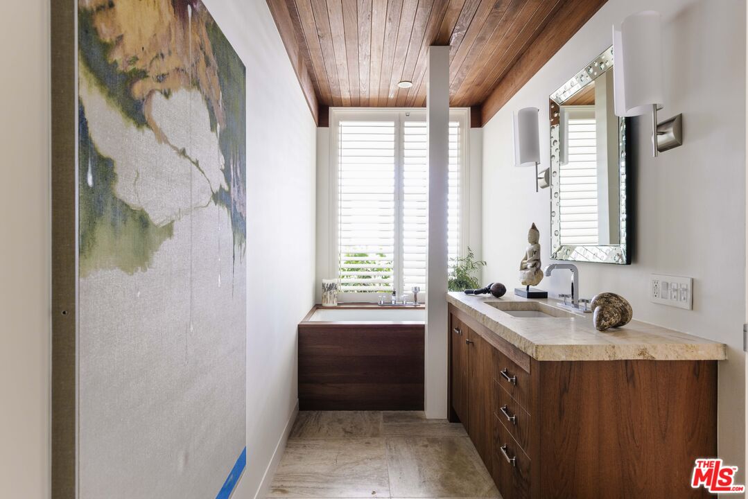 26808 Malibu Cove Colony Dr