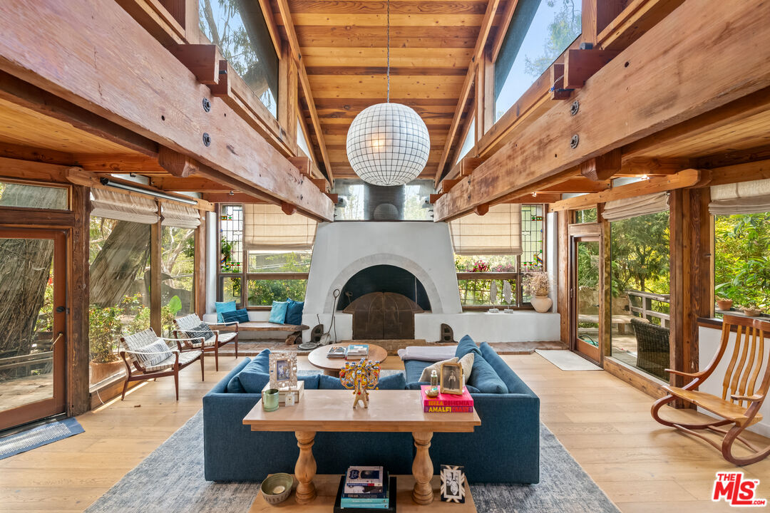 516 Latimer Rd