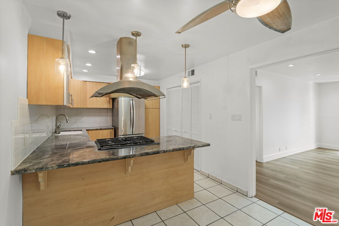 530 Evergreen St Unit: 9