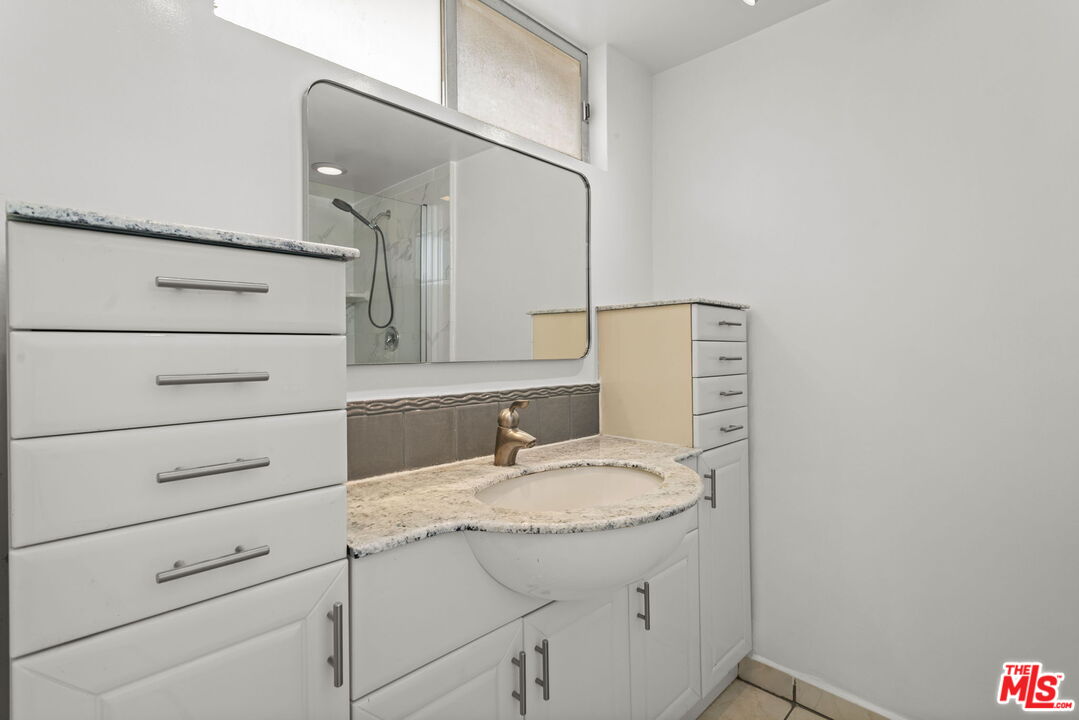 530 Evergreen St Unit: 9