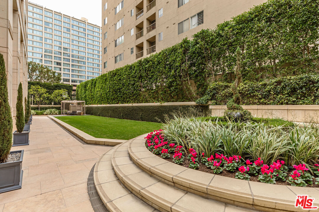 10727 Wilshire Blvd Unit: 1702